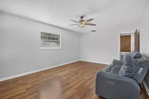 403 Alma Dr, Brandon, FL 33510 - Photo 8