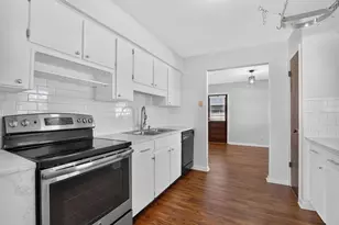 403 Alma Dr, Brandon, FL 33510 - Photo 10