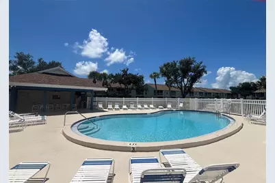 12325 Sun Vista Court W, Treasure Island, FL 33706 - Photo 18