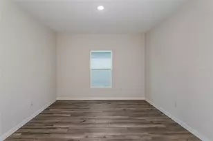 36715 Thornhedge Dr, Zephyrhills, FL 33541 - Photo 20