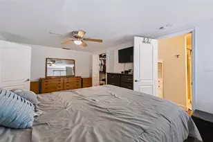 9029 Leisure Ln N, Largo, FL 33773 - Photo 20