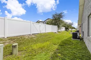 4753 Silver Cir, Zephyrhills, FL 33541 - Photo 30