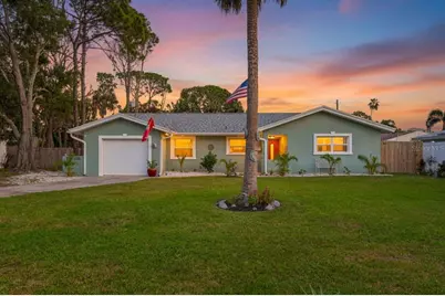 1667 N Dakota Avenue NE, Saint Petersburg, FL 33703 - Photo 2