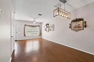 6353 Bayside Key Dr, Tampa, FL 33615 - Photo 4
