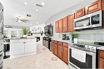 201 Lagoon Drive, Palm Harbor, FL 34683 - Photo 14