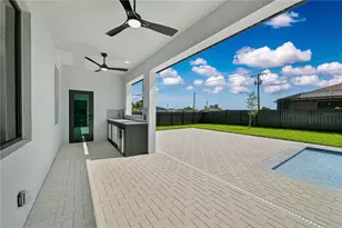 1313 NE 7th Ave, Cape Coral, FL 33909 - Photo 32