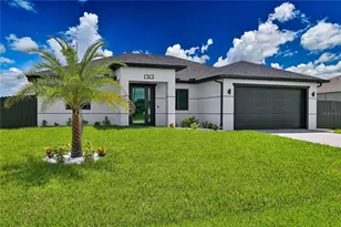 1313 NE 7th Ave, Cape Coral, FL 33909 - Photo 2
