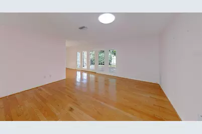 1869 Southwood Lane, Clearwater, FL 33764 - Photo 8