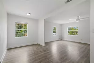 1763 30th Ave N, Saint Petersburg, FL 33713 - Photo 22