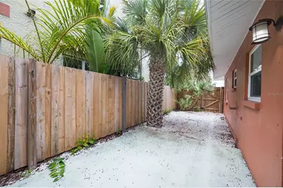 6219 2nd Avenue S, Saint Petersburg, FL 33707 - Photo 10