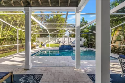 6551 Emerson Avenue S, Saint Petersburg, FL 33707 - Photo 44