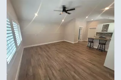 12217 1/2 Sunshine Lane, Treasure Island, FL 33706 - Photo 16