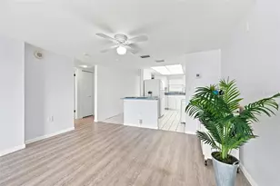 7050 Sunset Dr S, South Pasadena, FL 33707 - Photo 14