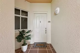 12033 Gandy Blvd N, Saint Petersburg, FL 33702 - Photo 6