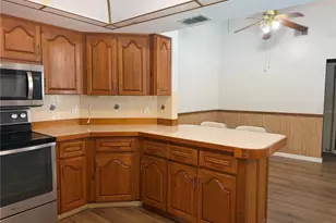 8185 Philatelic Dr, Spring Hill, FL 34606 - Photo 38