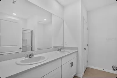 9316 Chiswell Trail, Palmetto, FL 34221 - Photo 4
