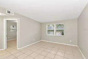 11204 Grant Dr, Port Richey, FL 34668 - Photo 8