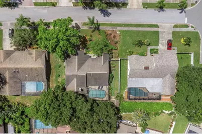 1620 Country Lane, Dunedin, FL 34698 - Photo 4