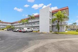 5660 80th St N, Saint Petersburg, FL 33709 - Photo 38