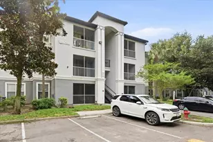 5703 Legacy Crescent Pl, Riverview, FL 33578 - Photo 1