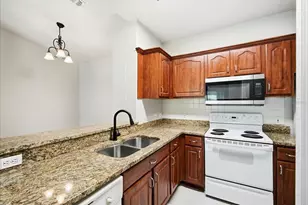 5703 Legacy Crescent Pl, Riverview, FL 33578 - Photo 8