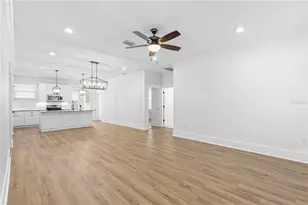 3923 W Gray St, Tampa, FL 33609 - Photo 2