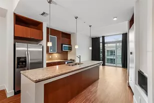 102 N 12th St, Tampa, FL 33602 - Photo 16
