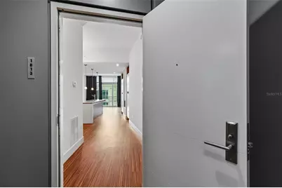 102 N 12th Street #1813, Tampa, FL 33602 - Photo 6