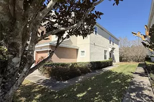 26627 Castleview Way, Wesley Chapel, FL 33544 - Photo 2