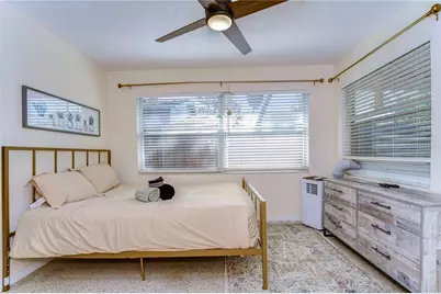 4944 5th Avenue N #B, Saint Petersburg, FL 33710 - Photo 8