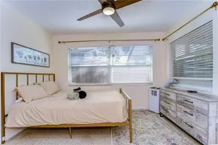 4944 5th Ave N, Saint Petersburg, FL 33710 - Photo 8