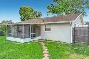 7606 Woodland Oaks Ct, Tampa, FL 33615 - Photo 28