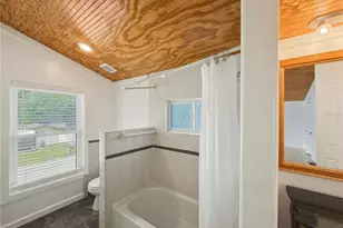 211 E 131st Ave, Tampa, FL 33612 - Photo 26