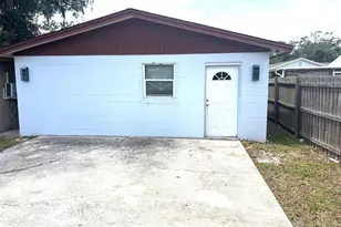 902 Samy Dr, Tampa, FL 33613 - Photo 28