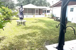 902 Samy Dr, Tampa, FL 33613 - Photo 20