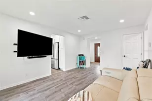 13344 88th Ave, Seminole, FL 33776 - Photo 18