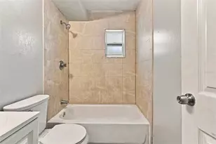 1771 Russell St S, Saint Petersburg, FL 33712 - Photo 12