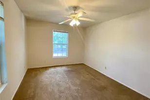 36101 Deer Creek Dr, Zephyrhills, FL 33541 - Photo 6
