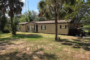 1607 Twin Lakes Blvd, Interlachen, FL 32148 - Photo 1