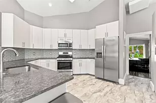 16018 Wilmington Pl, Tampa, FL 33647 - Photo 10