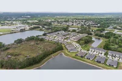11530 Cambium Crown Drive, Riverview, FL 33569 - Photo 6