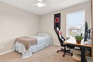 31840 Sapna Chime Dr, Wesley Chapel, FL 33545 - Photo 36