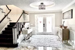 154 Lookout Point Dr, Osprey, FL 34229 - Photo 2