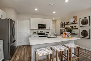 9881 Pelican Coast Drive, Dade City, FL 33525 - Photo 2