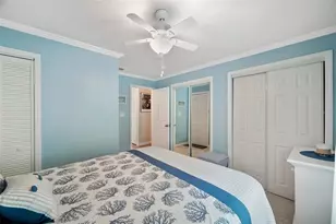 5257 Beach Dr SE, Saint Petersburg, FL 33705 - Photo 22