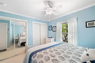 5257 Beach Dr SE, Saint Petersburg, FL 33705 - Photo 20