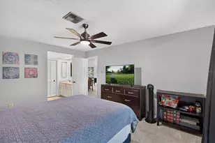 3167 Landmark Dr, Clearwater, FL 33761 - Photo 32