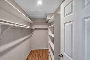 1995 Meadow Dr, Clearwater, FL 33763 - Photo 20