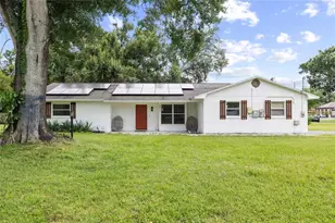 8212 Sunnyvale Pl, Tampa, FL 33615 - Photo 2