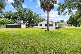 8212 Sunnyvale Pl, Tampa, FL 33615 - Photo 48